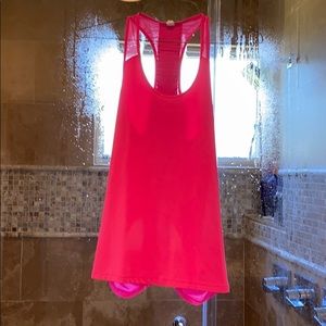 Athleta hot pink top
